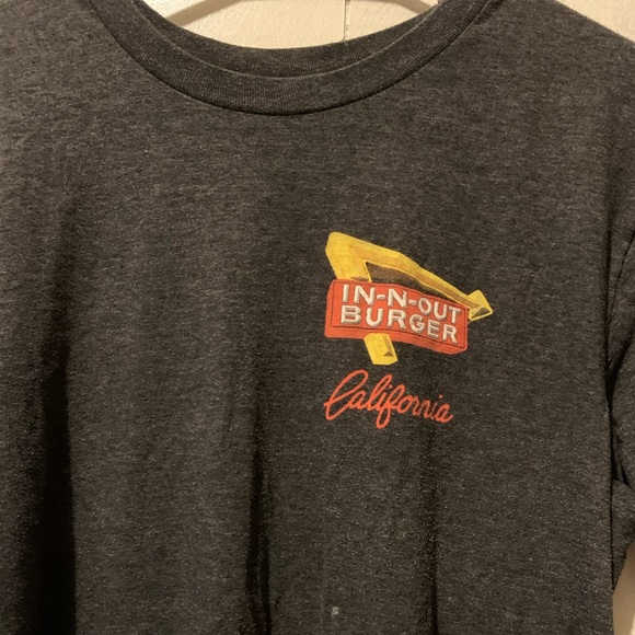 If you like fast food joints this shirts for you! - Picture 1 of 2